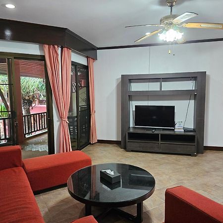 Sai Rougn Apartment Patong Ngoại thất bức ảnh