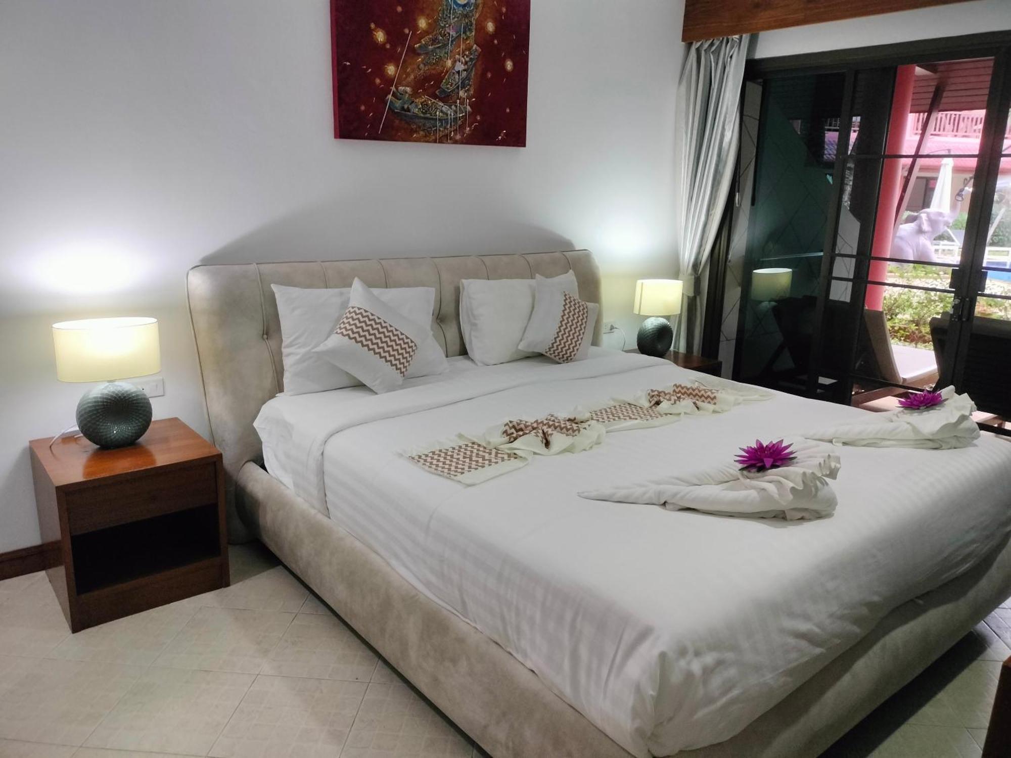 Sai Rougn Apartment Patong Ngoại thất bức ảnh