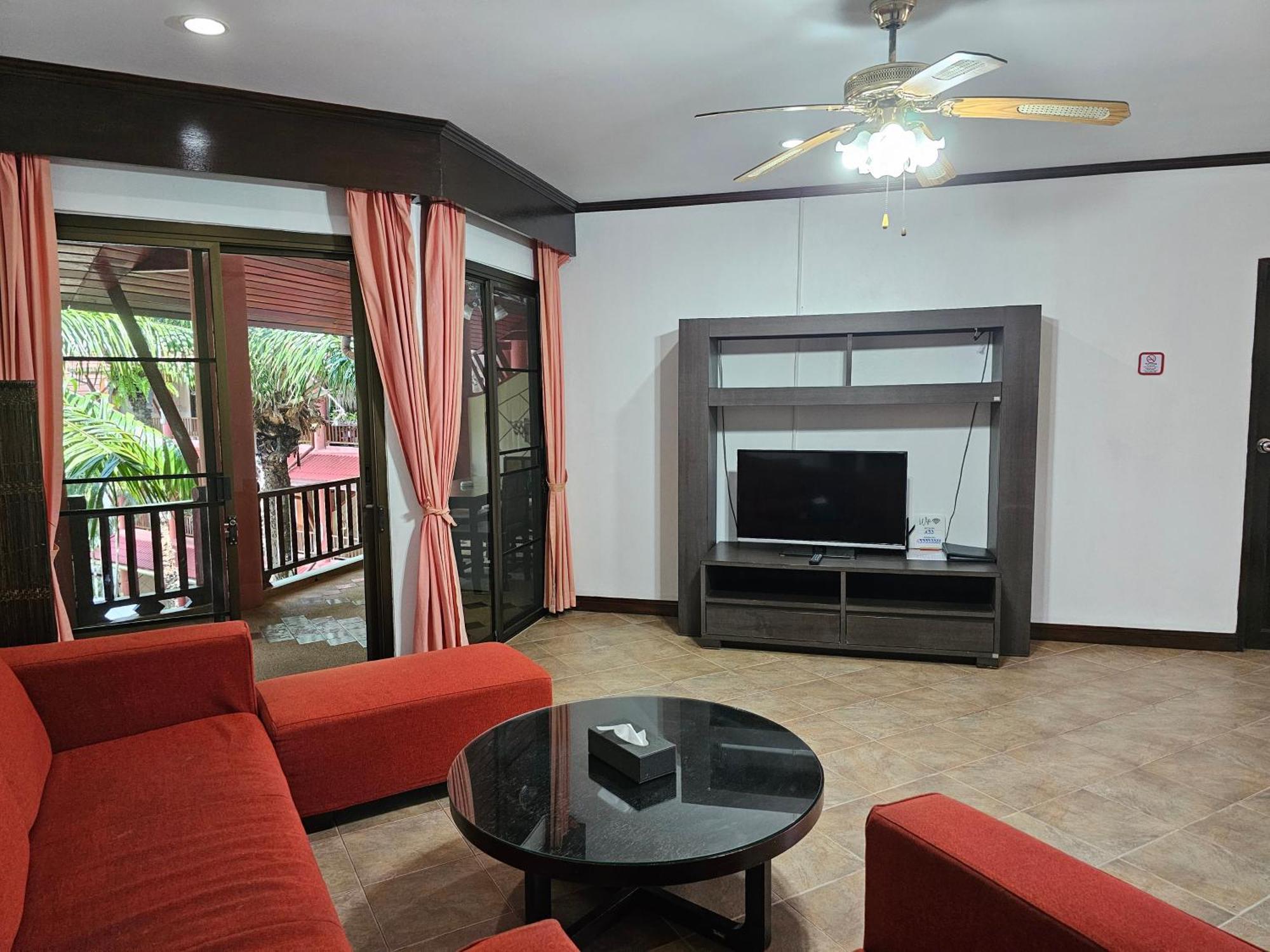 Sai Rougn Apartment Patong Ngoại thất bức ảnh