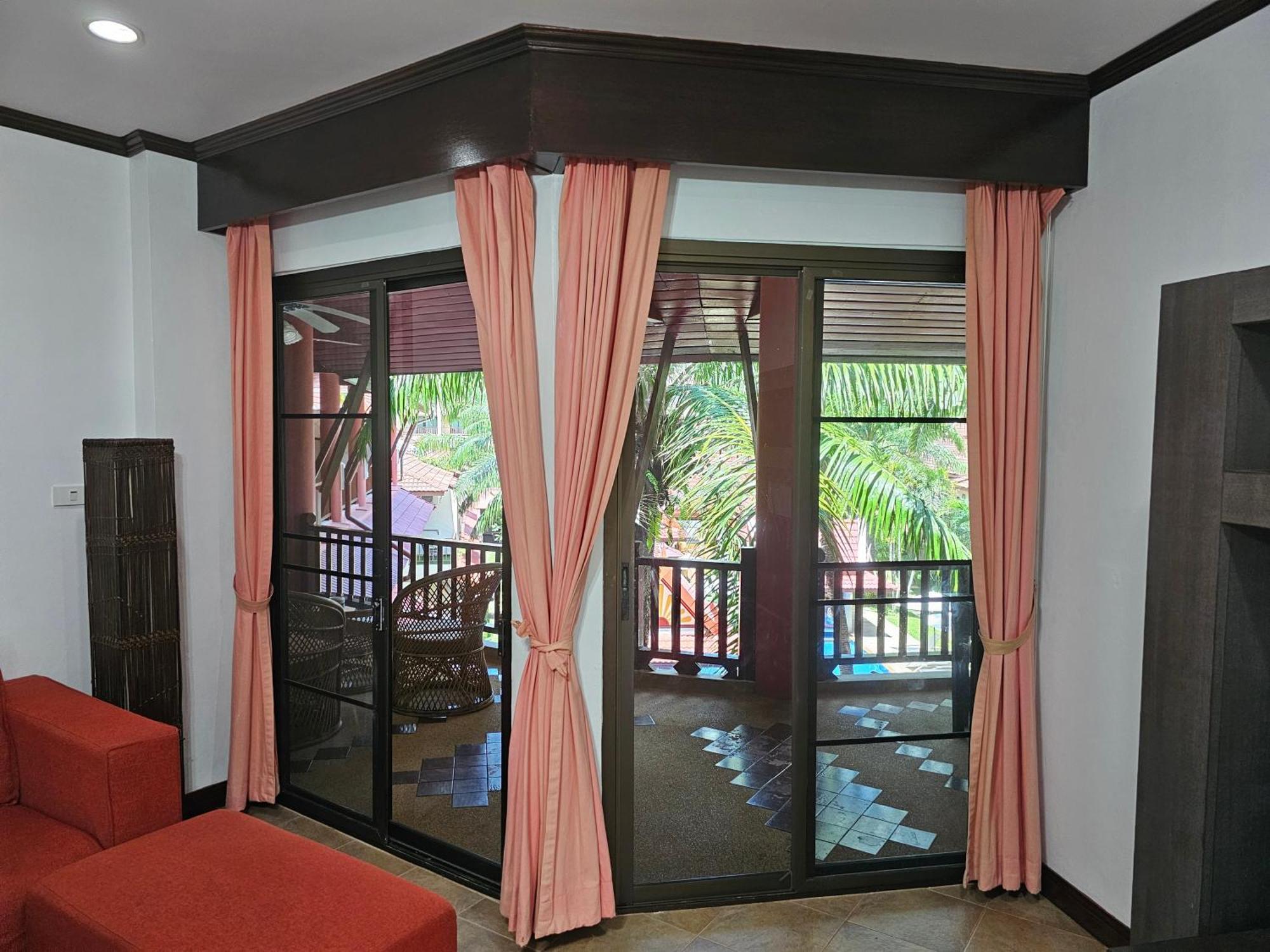Sai Rougn Apartment Patong Ngoại thất bức ảnh