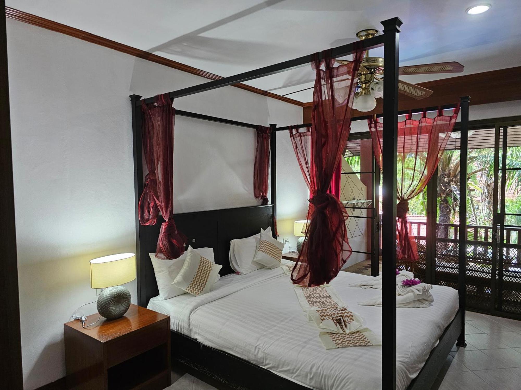 Sai Rougn Apartment Patong Ngoại thất bức ảnh