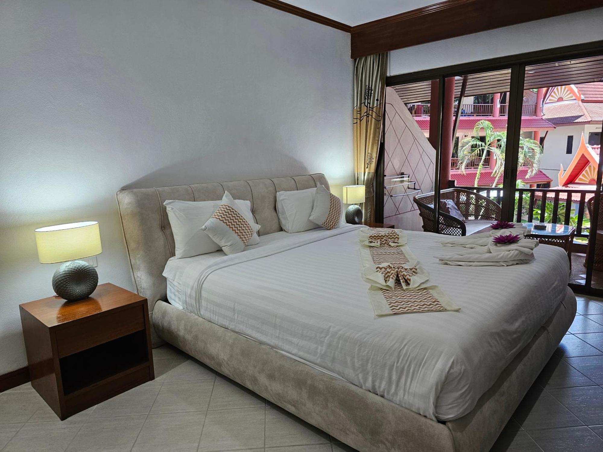 Sai Rougn Apartment Patong Ngoại thất bức ảnh