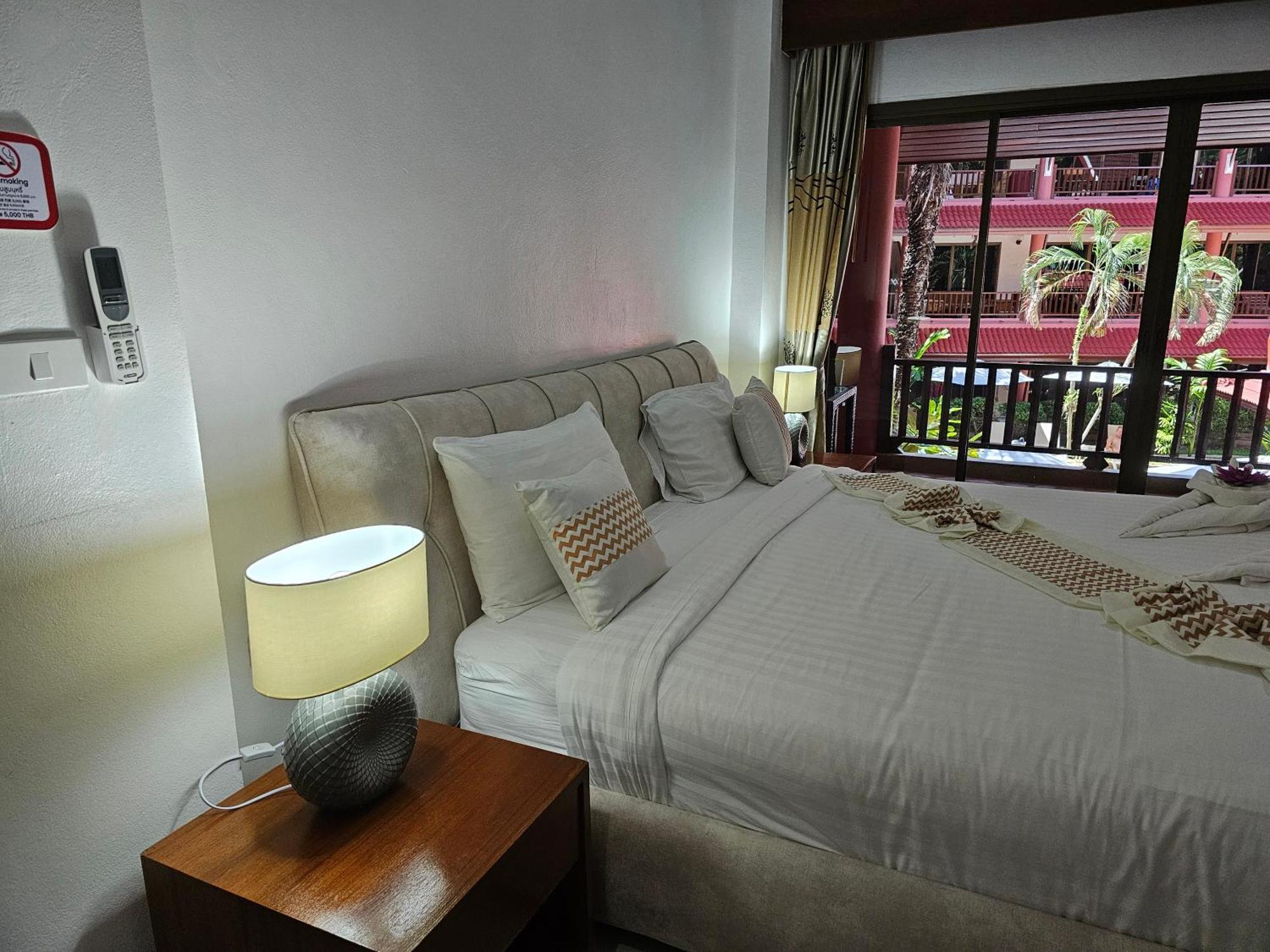 Sai Rougn Apartment Patong Ngoại thất bức ảnh
