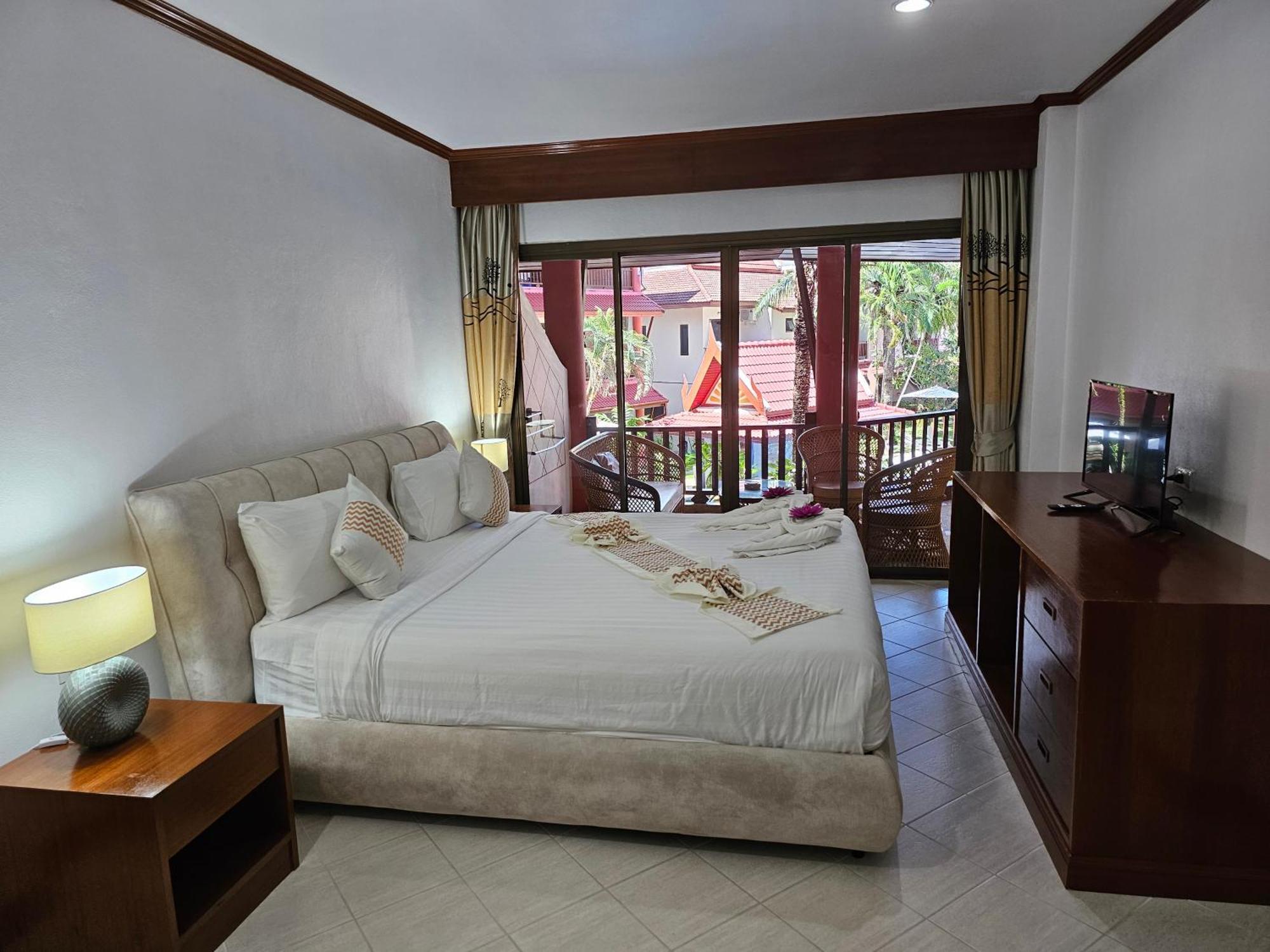 Sai Rougn Apartment Patong Ngoại thất bức ảnh
