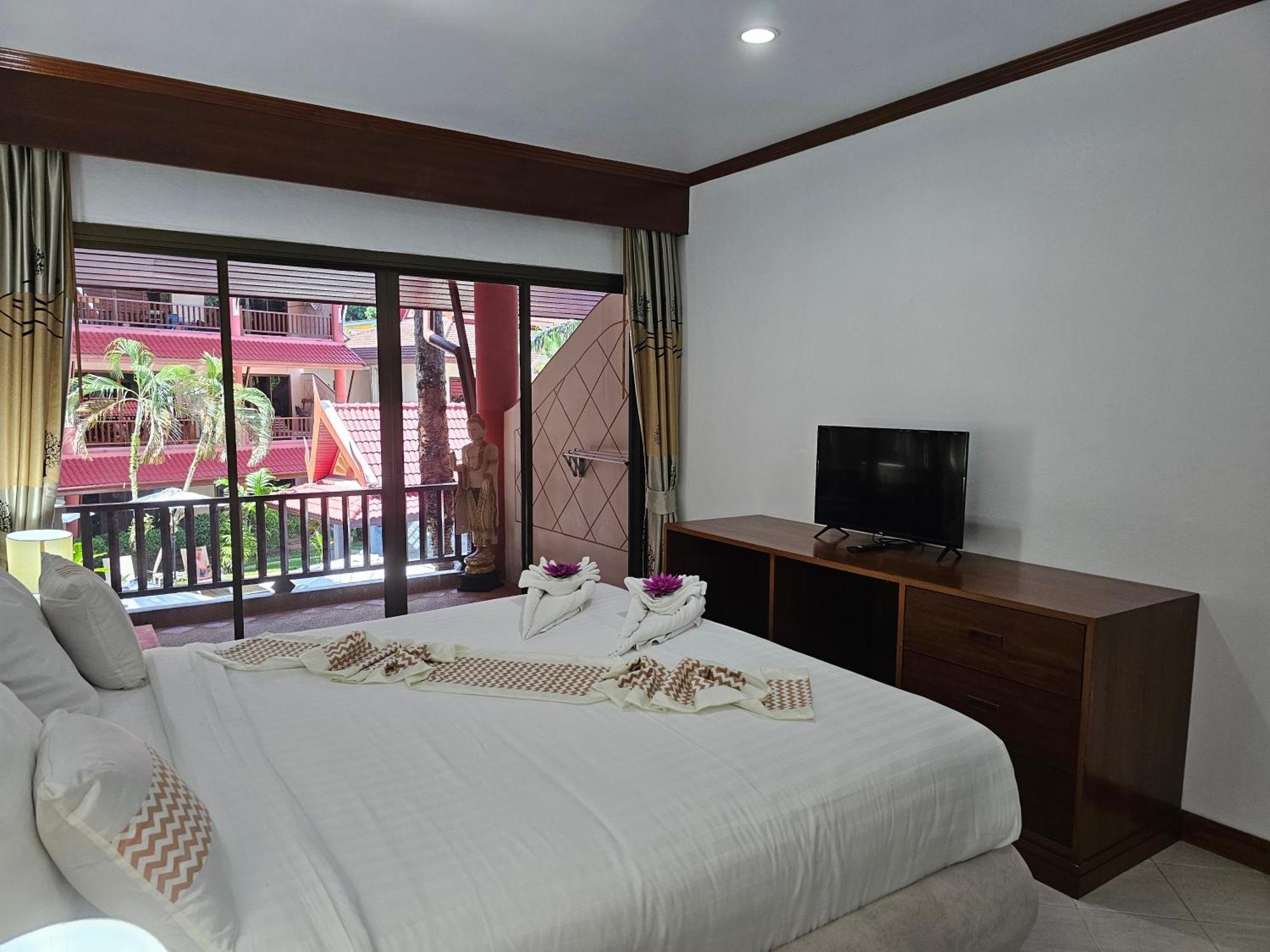 Sai Rougn Apartment Patong Ngoại thất bức ảnh