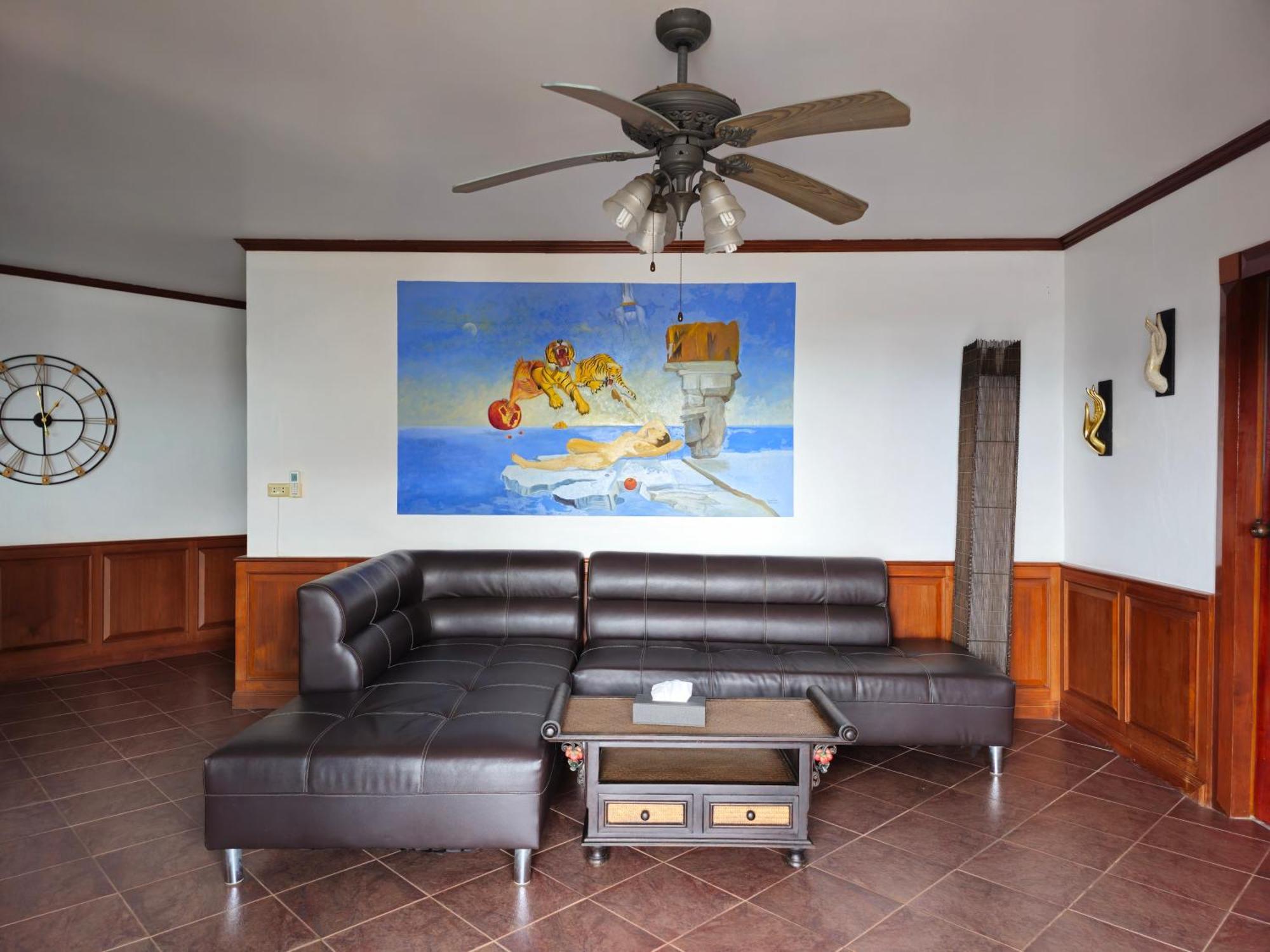 Sai Rougn Apartment Patong Ngoại thất bức ảnh
